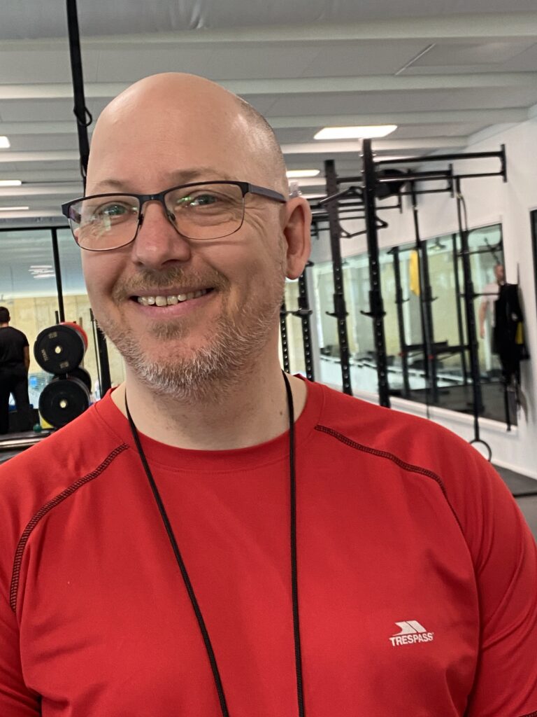 Portræt af jakob Bartholdy i fitnesscenter